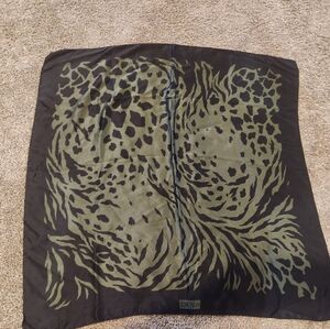 33x33inch Escada silk scarf
